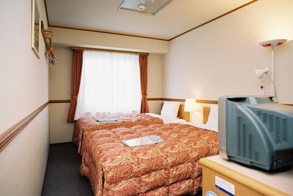 Toyoko Inn Matsumoto Ekimae Hommachi Buitenkant foto