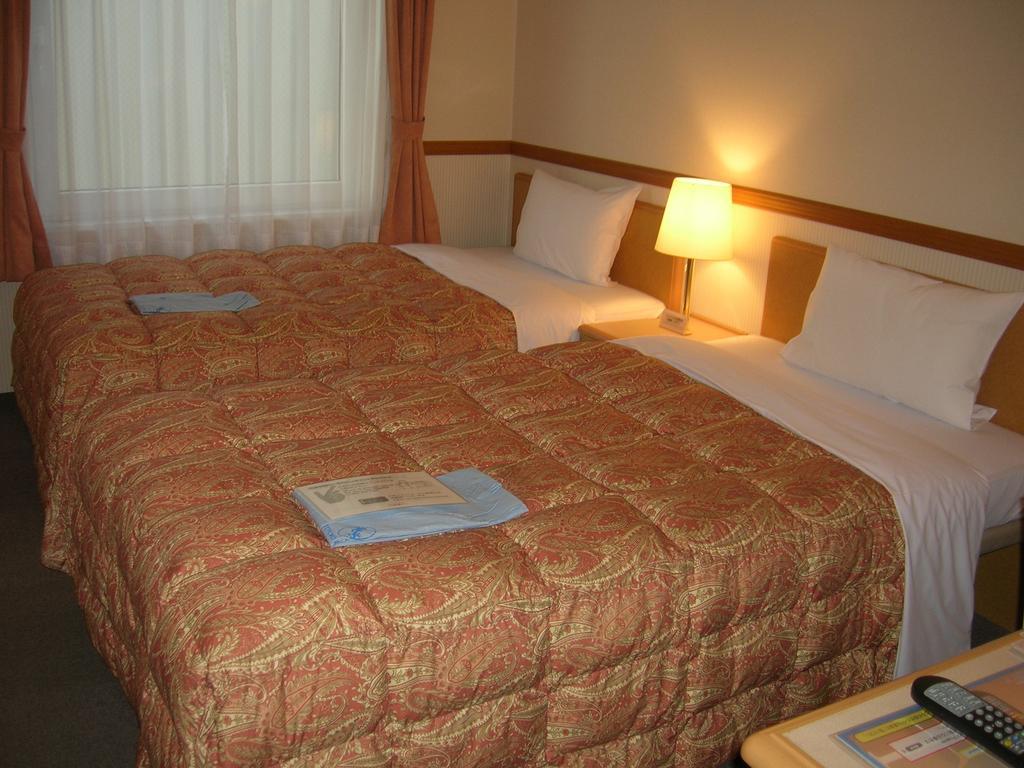 Toyoko Inn Matsumoto Ekimae Hommachi Buitenkant foto